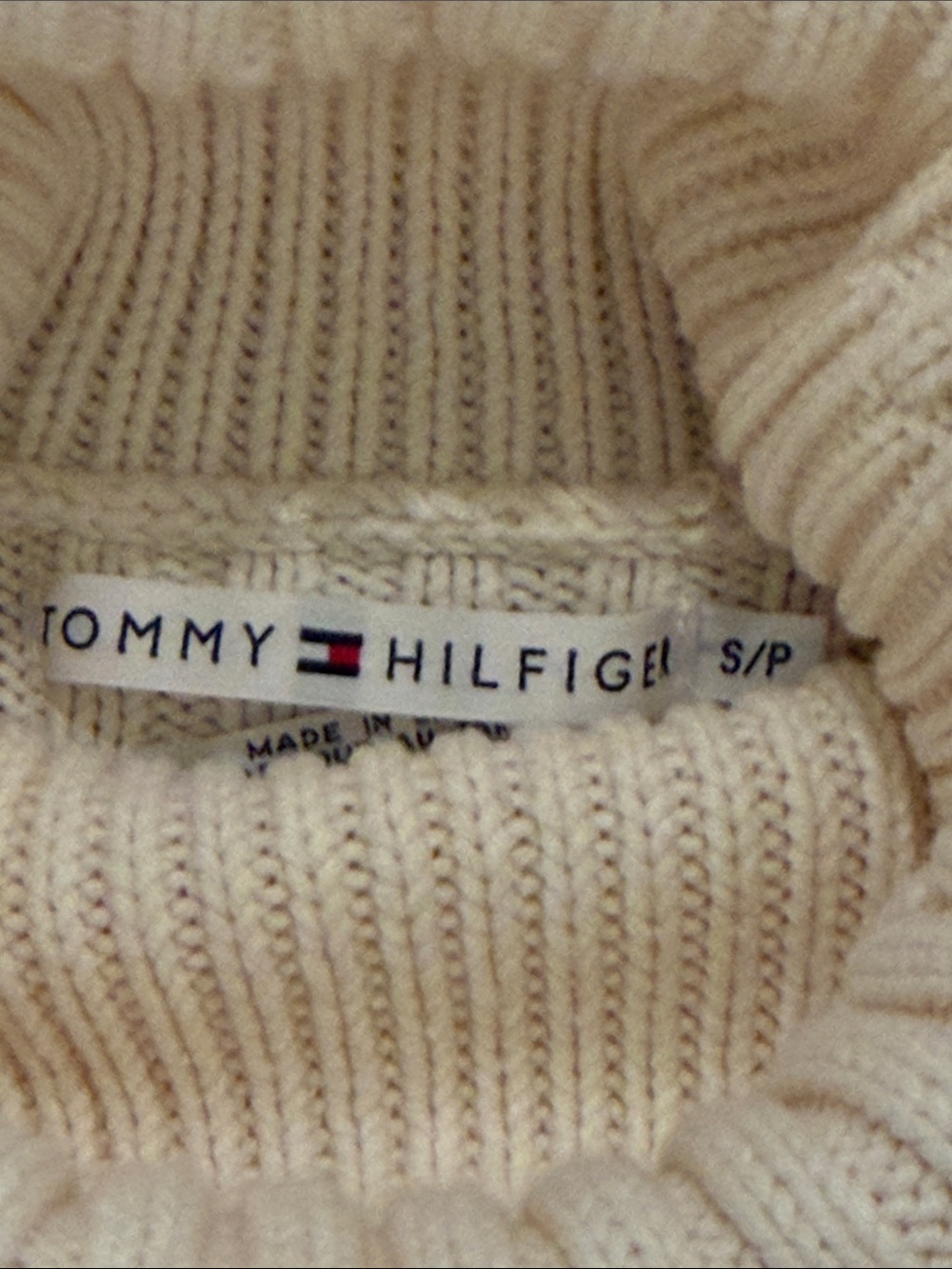 Tommy Hilfiger Cream Cable-Knit Turtleneck Sweater - Picture 4 of 9